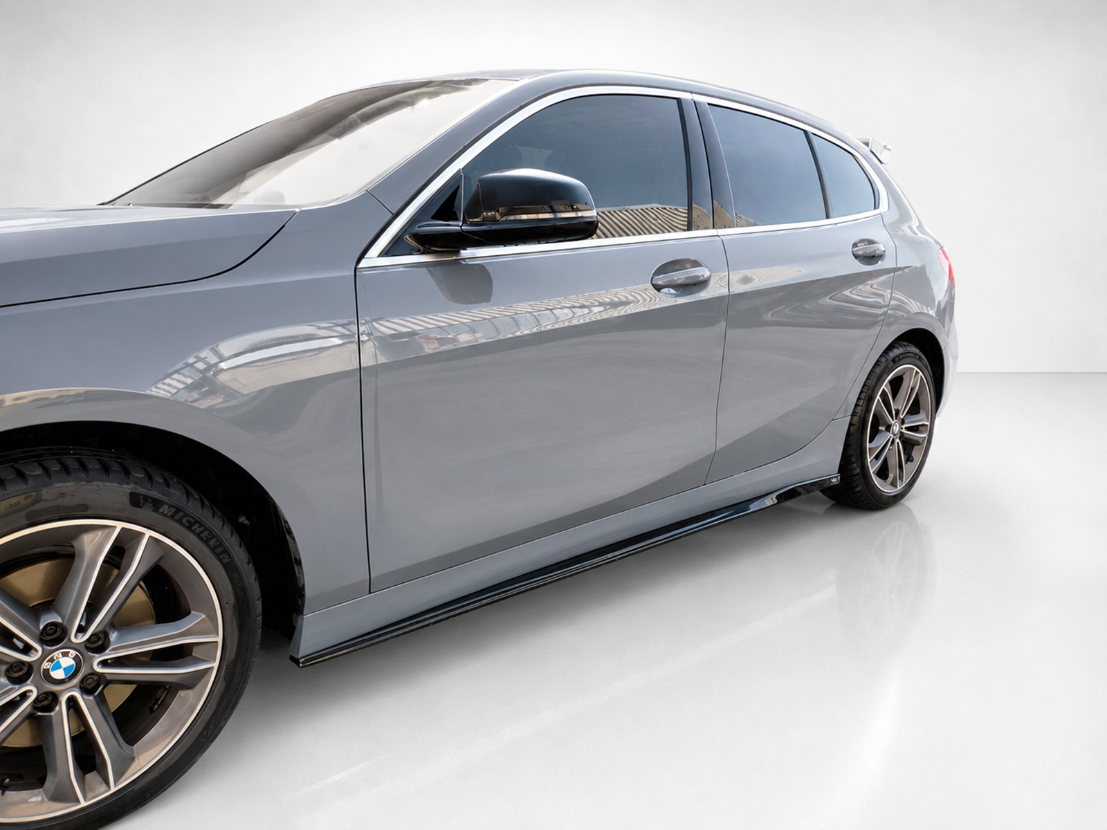 Εικόνα 2 από 4 — Motordrome – Επιπρόσθετα Μαρσπιέ για BMW 1 Series F40 – 1 Σετ. (K164-002)