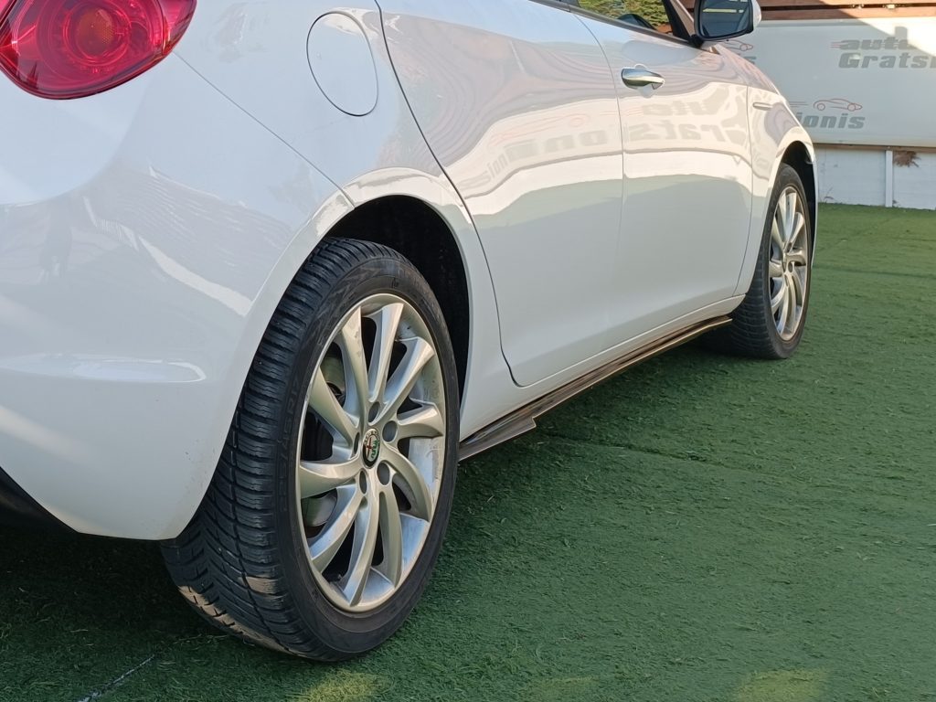 Εικόνα 4 από 6 — Motordrome – Επιπρόσθετα Μαρσπιέ για Alfa Romeo Giulietta – 1 Σετ. (K166-003)