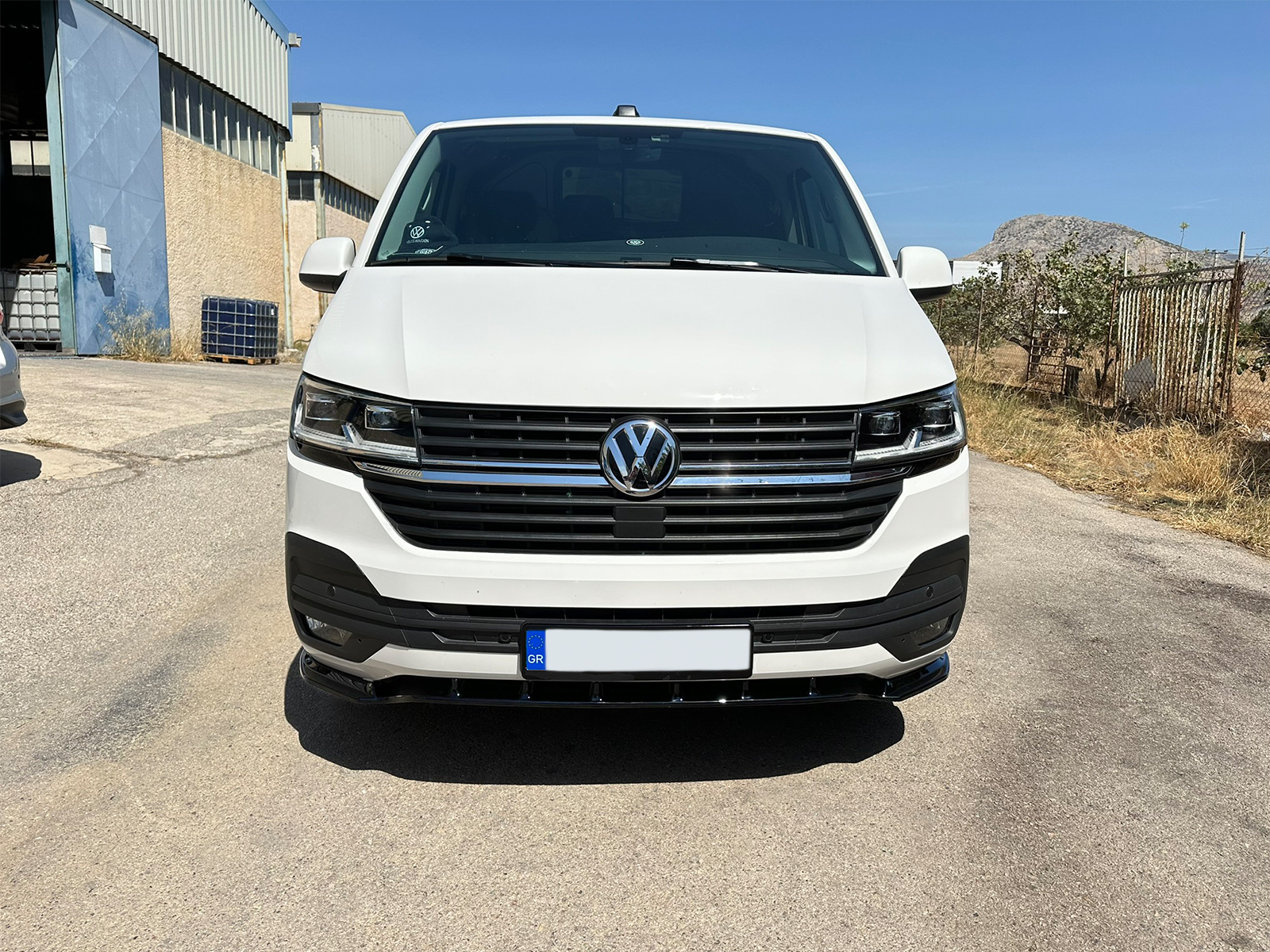 Εικόνα 2 από 6 — Motordrome – Εμπρός Σπλίτερ V.2 για Volkswagen T6.1 Standard Bumper – 1 Τεμ.  (K168-002)