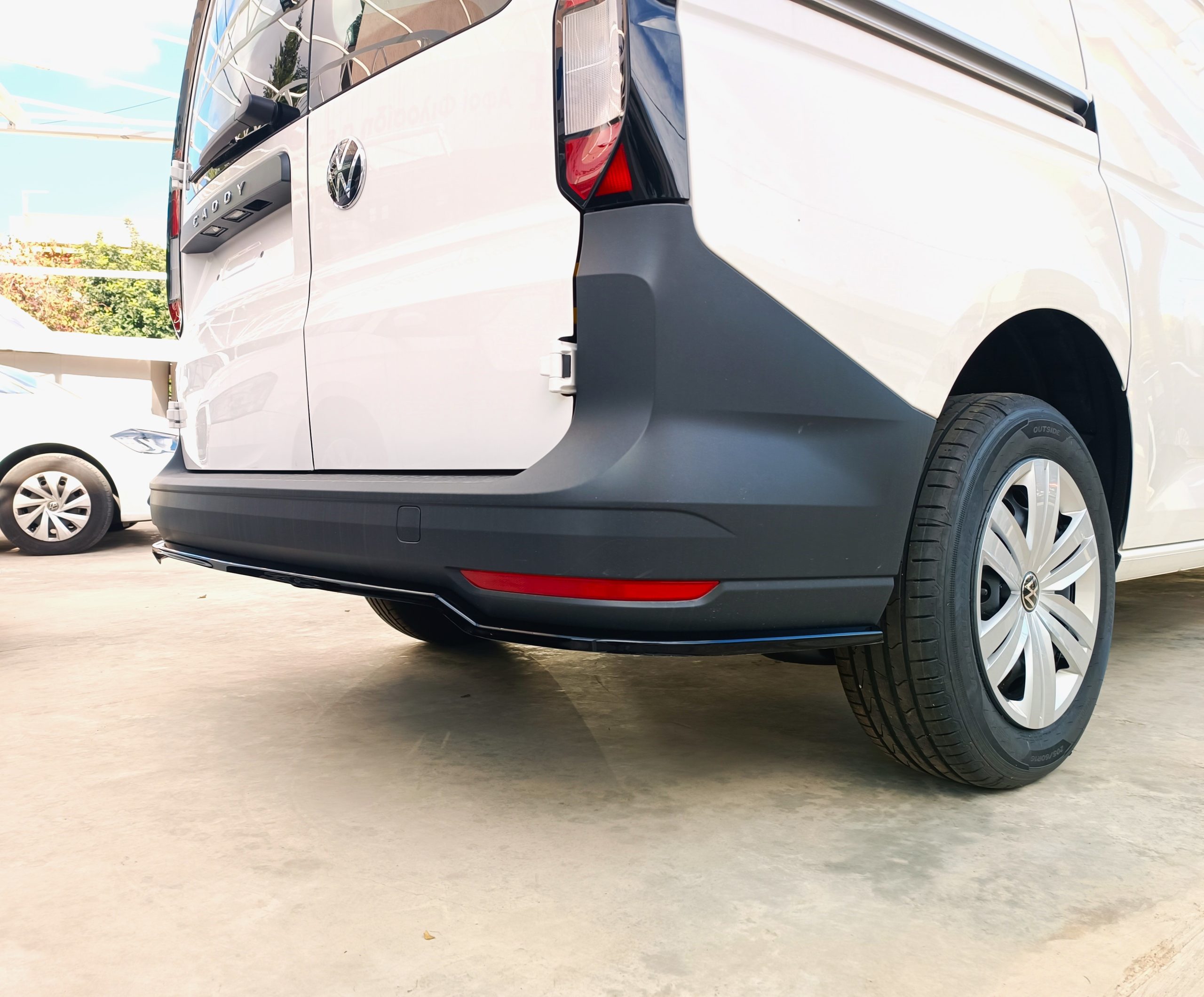 Εικόνα 4 από 10 — Motordrome – Πίσω Σπλίτερ Μακρύ για Ford Transit Connect Mk3 (2024-) – 1 Τεμ.  (K172-004)