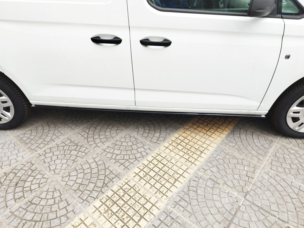 Εικόνα 3 από 8 — Motordrome – Επιπρόσθετα Μακριά Μαρσπιέ V.1 για Ford Transit Connect Mk3 (2024-) – 1 Σετ. (K172-003)