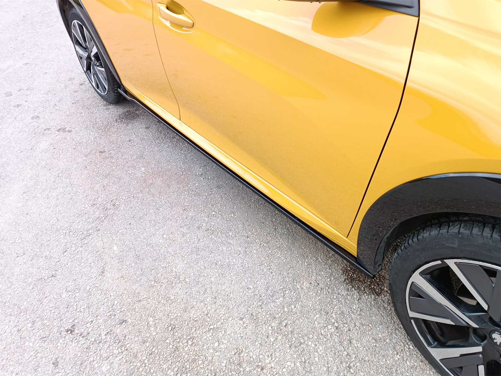 Εικόνα 6 από 8 — Motordrome – Επιπρόσθετα Μαρσπιέ V.2 για Peugeot 208 Mk2 (2019-) – 1 Σετ. (K173-003)