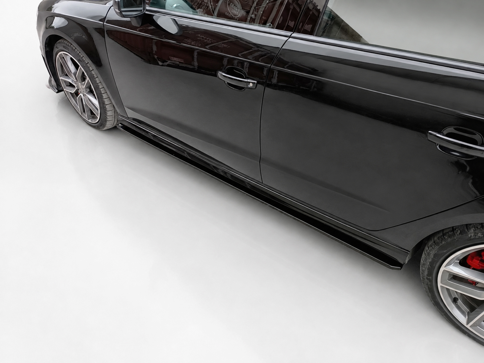Εικόνα 3 από 5 — Motordrome – Επιπρόσθετα Μαρσπιέ για Audi S3 / A3 S-Line 8V / 8V FL Sportback – 1 Σετ. (K187-002)