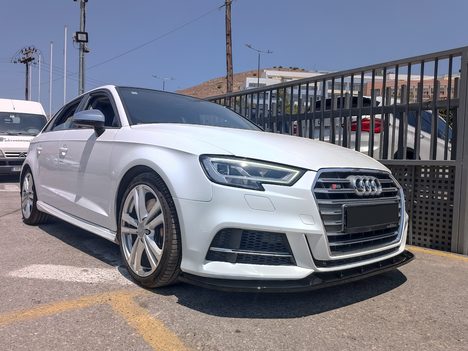 Εικόνα 2 από 6 — Motordrome – Εμπρός Σπλίτερ για Audi S3 / A3 S-Line 8V Facelift Sportback – 1 Τεμ.  (K187-003)