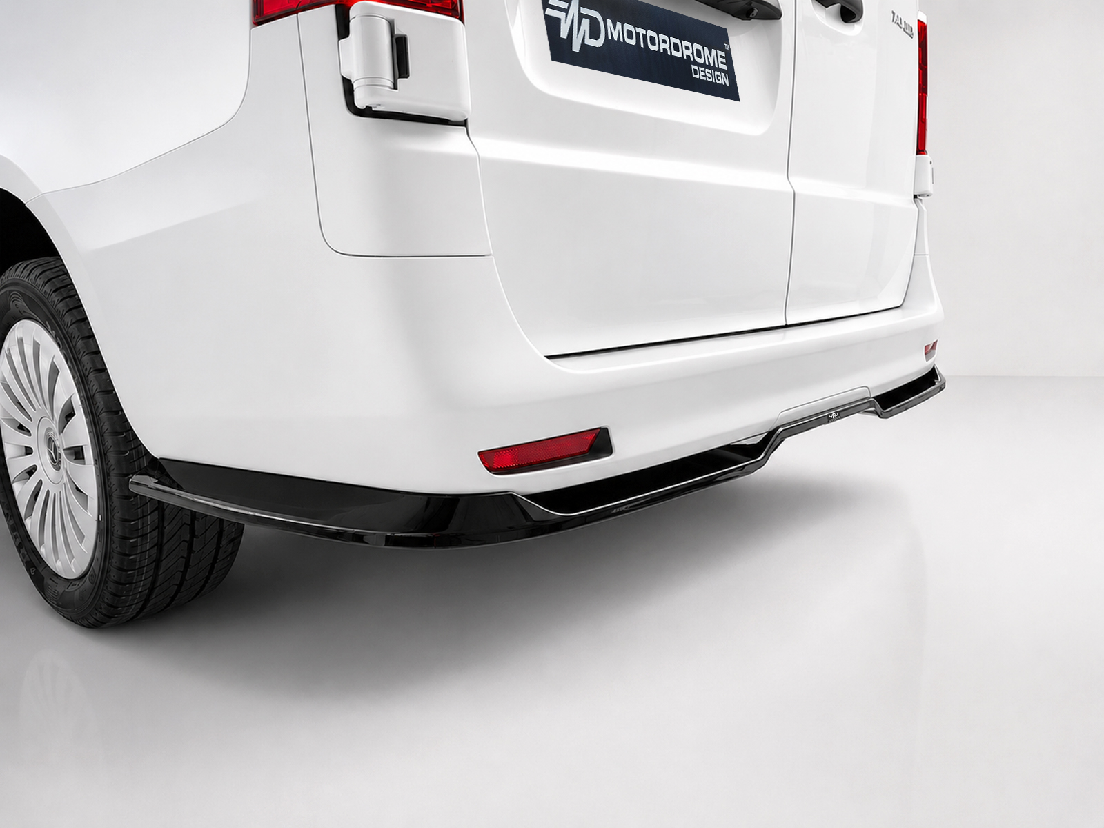 Εικόνα 1 από 4 — Motordrome – Πίσω Σπλίτερ Μακρύ για Mercedes Vito W447 Facelift (2024-) – 1 Τεμ.  (K190-004)