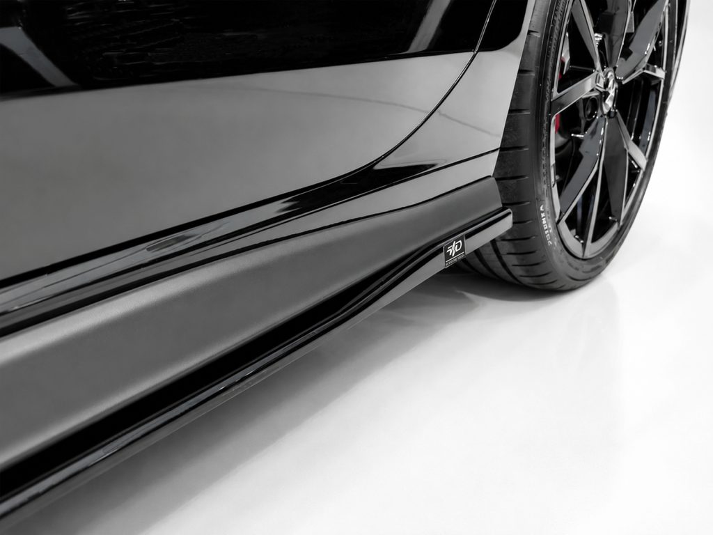 Εικόνα 3 από 4 — Motordrome – Επιπρόσθετα Μαρσπιέ V.2 για Volkswagen Golf Mk8 GTI / GTE / GTI Clubsport / R-Line – 1 Σετ. (K192-007)