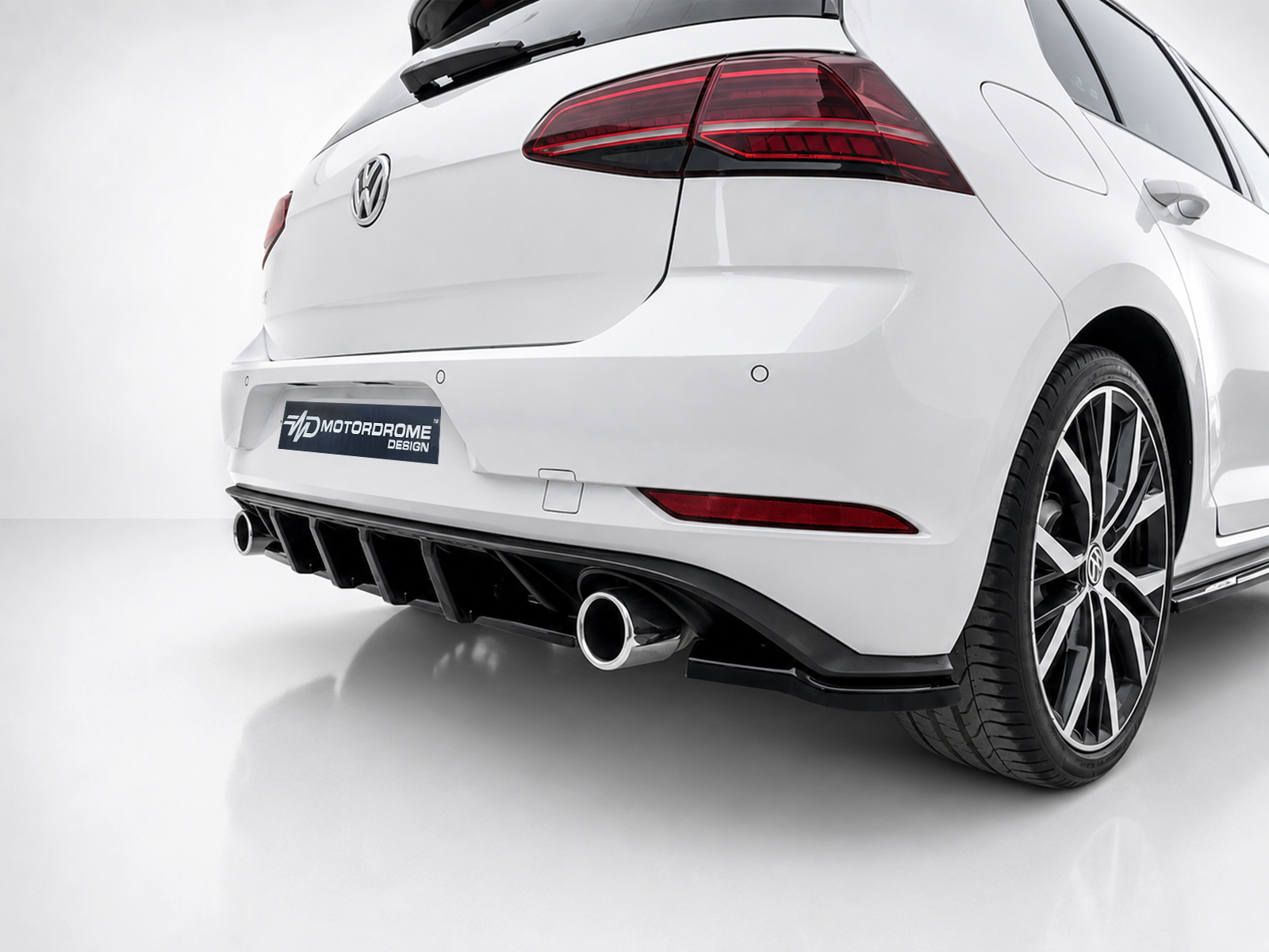 Εικόνα 2 από 5 — Motordrome – Πίσω Γωνίες για Volkswagen Golf Mk7 Facelift GTI – 1 Σετ. (K196-003)
