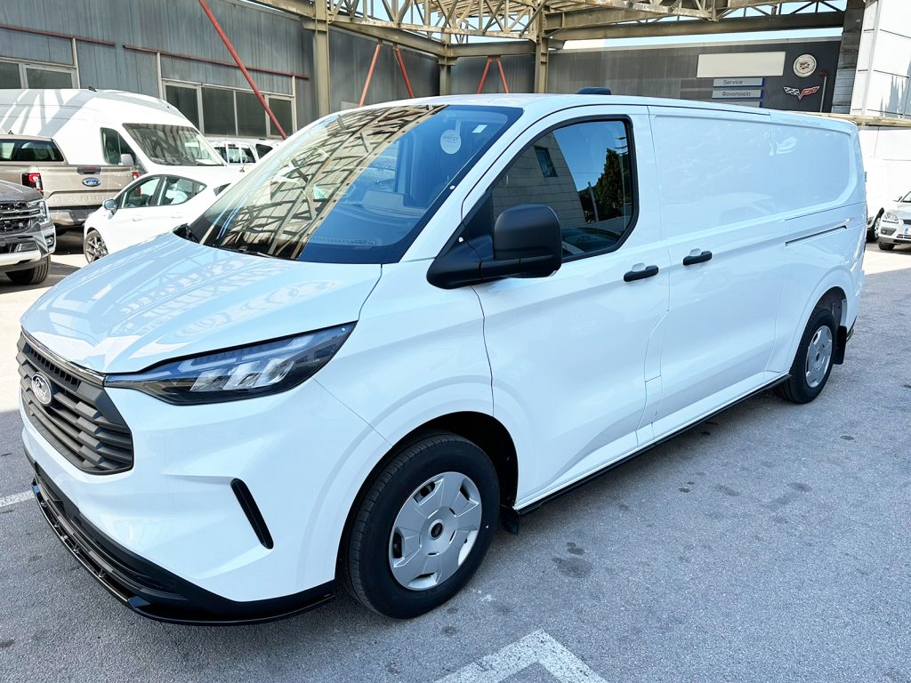 Εικόνα 2 από 6 — Motordrome – Επιπρόσθετα Μαρσπιέ Μακριά για Ford Transit Custom / Tourneo Mk2 / Volkswagen T7 – 1 Σετ. (K200-002)