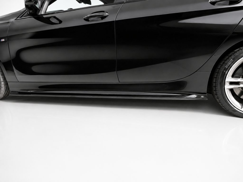 Εικόνα 2 από 3 — Motordrome – Επιπρόσθετα Μαρσπιέ για BMW 1 Series F40 M-Pack / M135i – 1 Σετ. (K210-002)
