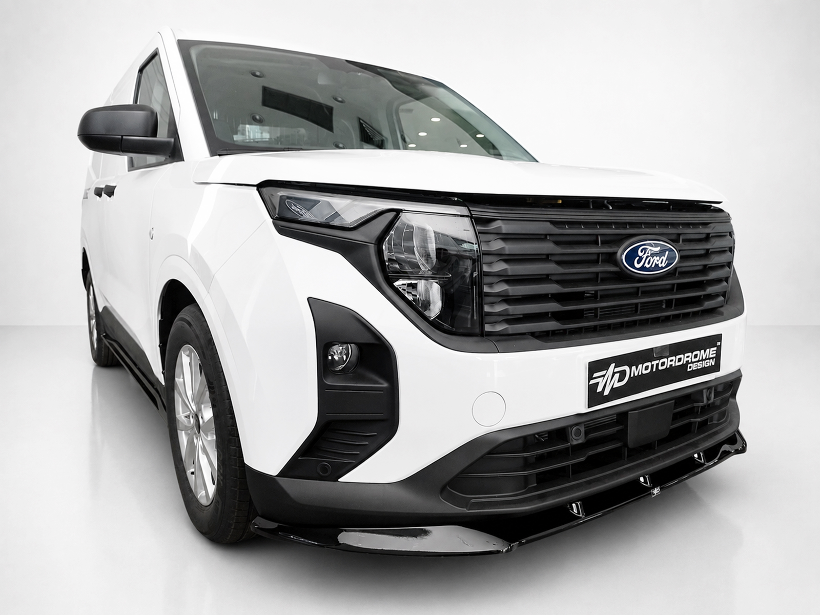 Εικόνα 2 από 4 — Motordrome – Επιπρόσθετα Μαρσπιέ για Ford Transit Courier Mk2 (2023-) – 1 Σετ. (K212-002)