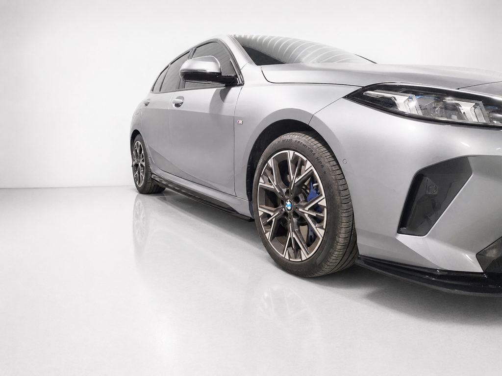 Εικόνα 2 από 5 — Motordrome – Επιπρόσθετα Μαρσπιέ V.1 για BMW 1 Series F70 M-Pack / M135i – 1 Σετ. (K215-003)