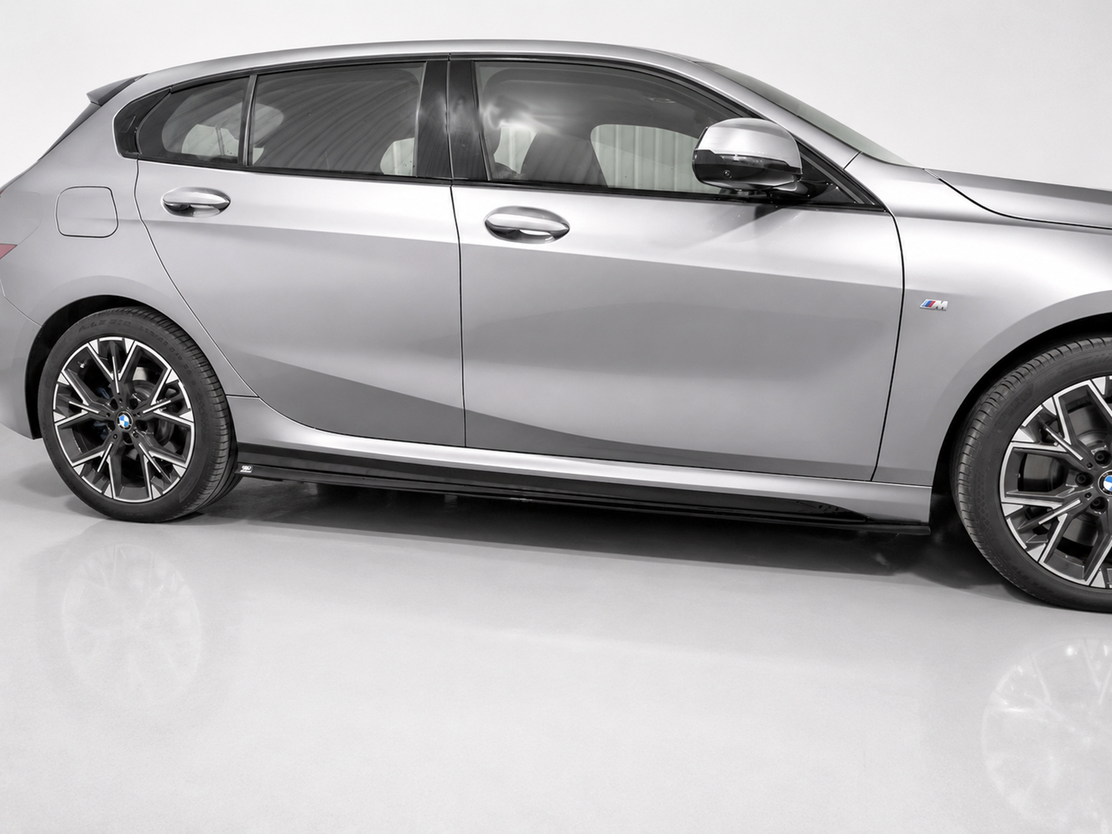 Εικόνα 3 από 5 — Motordrome – Επιπρόσθετα Μαρσπιέ V.1 για BMW 1 Series F70 M-Pack / M135i – 1 Σετ. (K215-003)