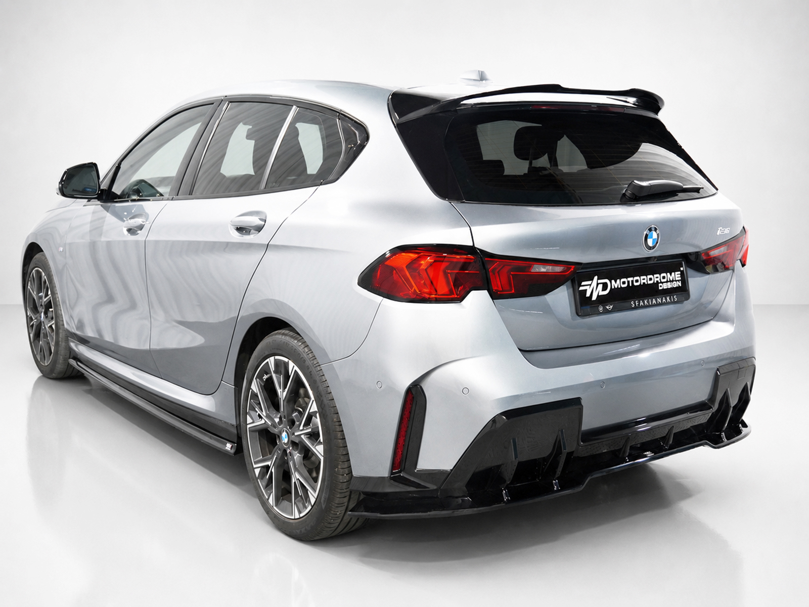 Εικόνα 4 από 5 — Motordrome – Επιπρόσθετα Μαρσπιέ V.1 για BMW 1 Series F70 M-Pack / M135i – 1 Σετ. (K215-003)