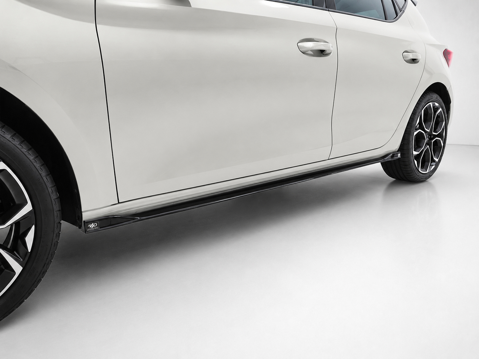 Εικόνα 3 από 4 — Motordrome – Επιπρόσθετα Μαρσπιέ V.2 για Seat Leon Mk4 FR / Cupra Leon Mk1 – 1 Σετ. (K220-002)
