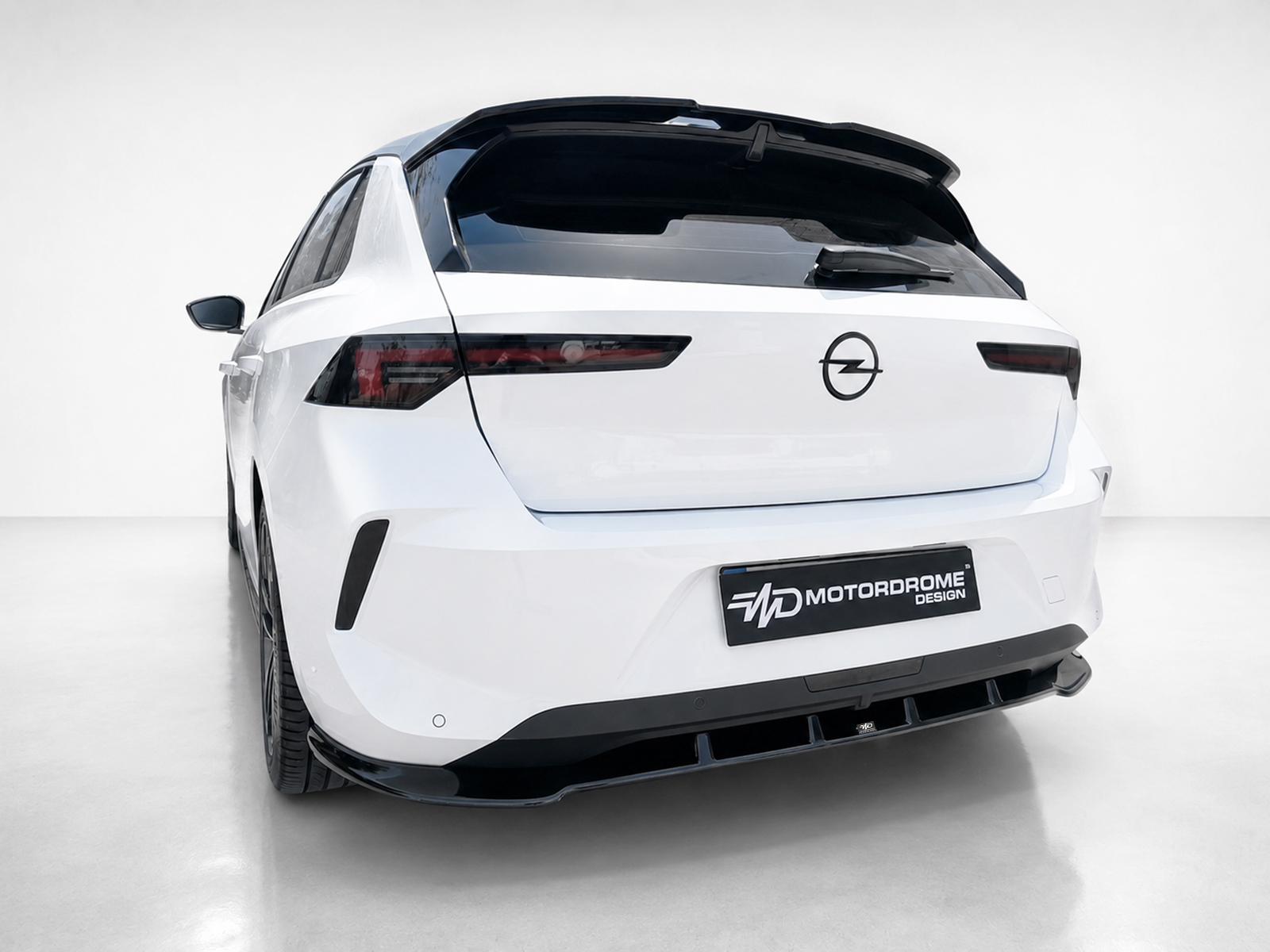 Εικόνα 1 από 5 — Motordrome – Πίσω Σπλίτερ για Opel Astra L Hatchback – 1 Τεμ.  (K221-003)