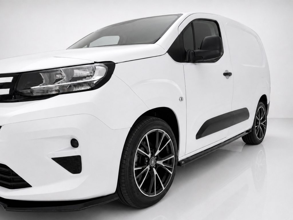 Εικόνα 1 από 4 — Motordrome – Επιπρόσθετα Μαρσπιέ για Citroen Berlingo L2 Mk3 / Peugeot Partner L2 Mk3 / Opel Combo E L2 – 1 Σετ. (K222-002)