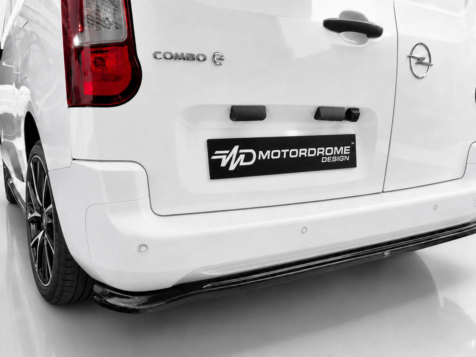 Εικόνα 2 από 4 — Motordrome – Πίσω Σπλίτερ για Citroen Berlingo L1 Mk3 / Peugeot Partner L1 Mk3 / Opel Combo E L1 – 1 Τεμ.  (K222-005)