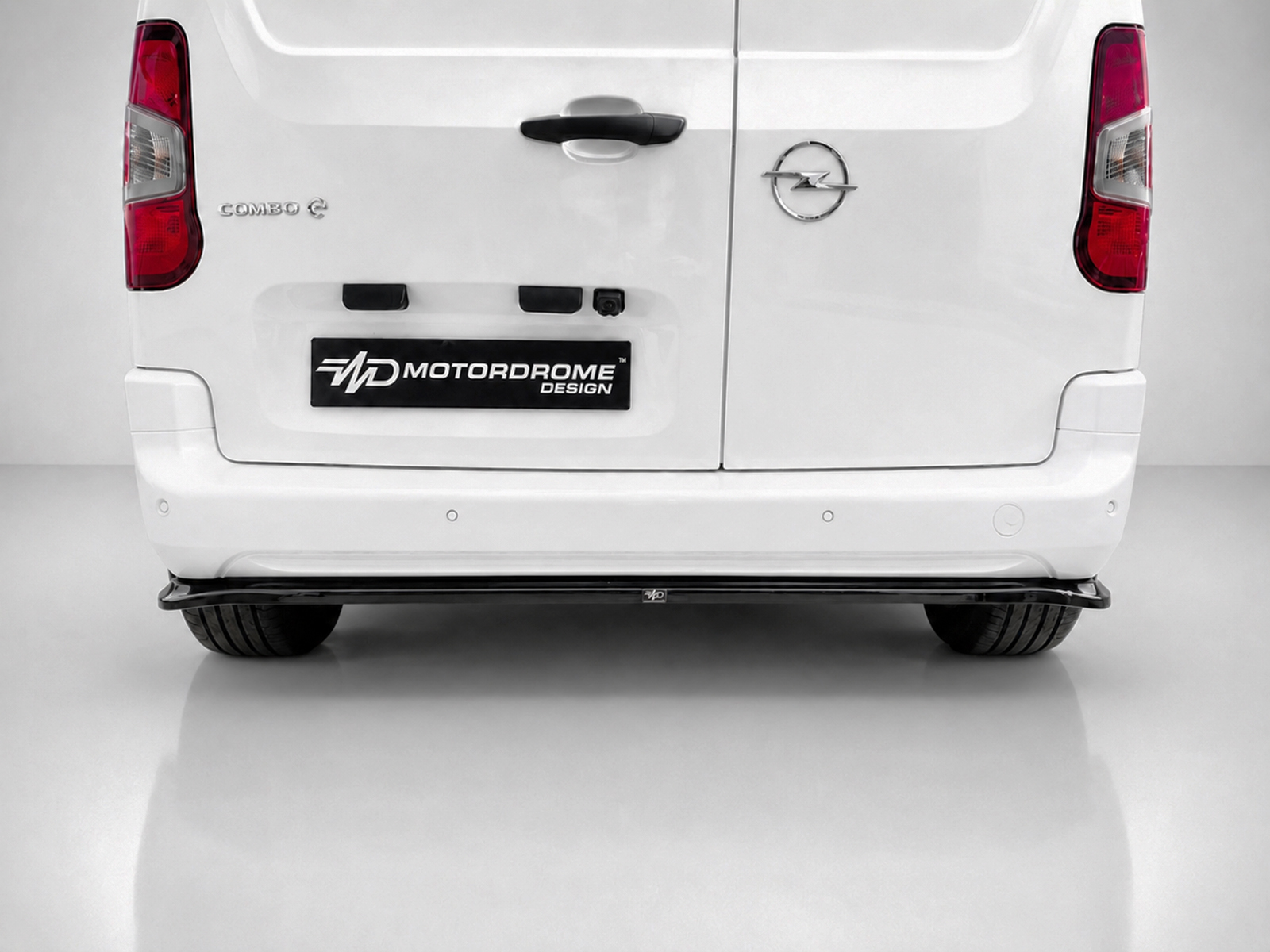 Εικόνα 3 από 4 — Motordrome – Πίσω Σπλίτερ για Citroen Berlingo L1 Mk3 / Peugeot Partner L1 Mk3 / Opel Combo E L1 – 1 Τεμ.  (K222-005)