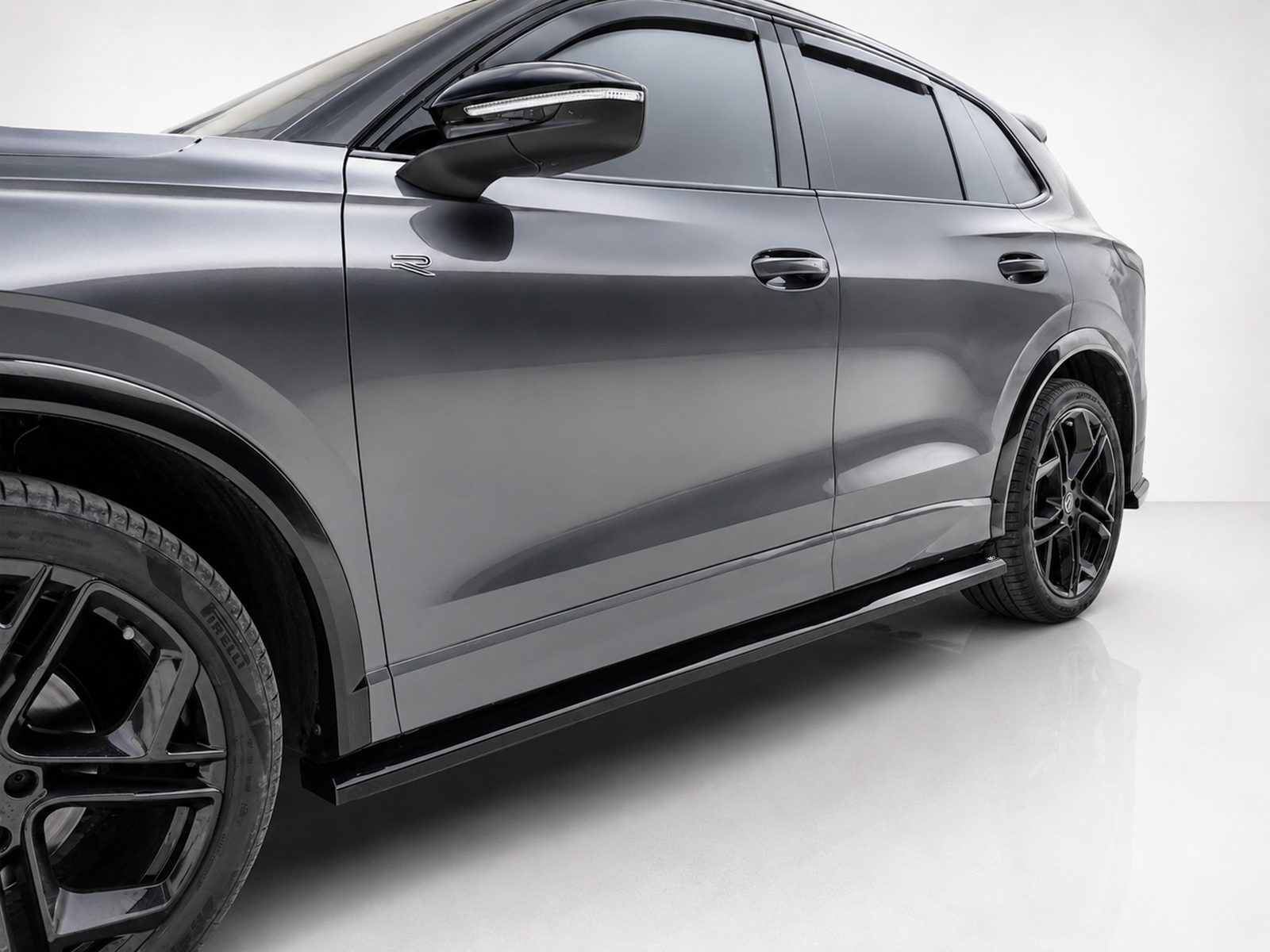 Εικόνα 2 από 5 — Motordrome – Επιπρόσθετα Μαρσπιέ για Volkswagen Tiguan Mk3 R-Line – 1 Σετ. (K228-002)