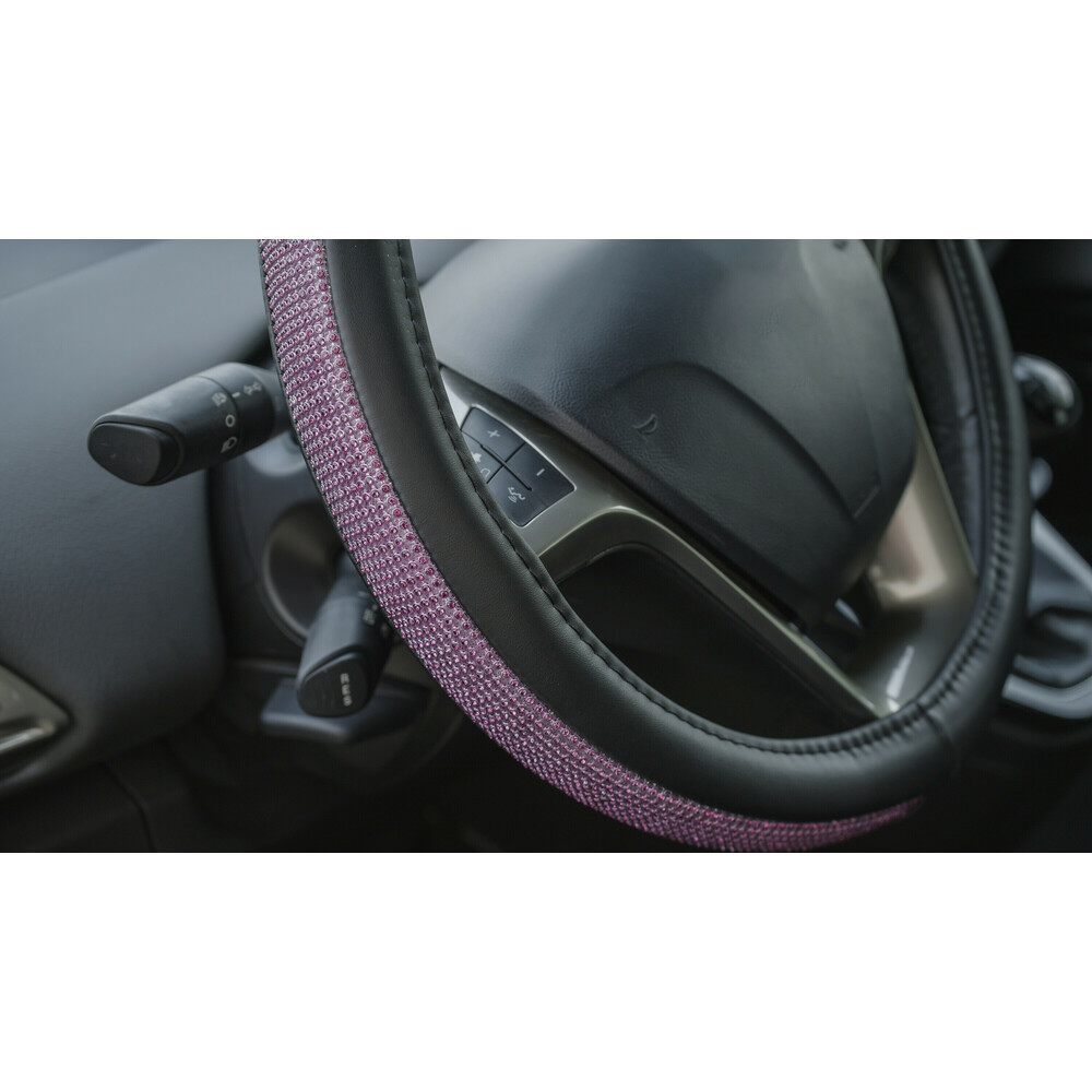 Εικόνα 3 από 5 — ΚΑΛΥΜΜΑ ΤΙΜΟΝΙΟΥ DIAMONDS PINK (Μ) 37/39cm ΣΥΝΘΕΤΙΚΟ ΔΕΡΜΑ SKEENTEX ΜΑΥΡΟ/POZ LAMPA  – 1 ΤΕΜ.