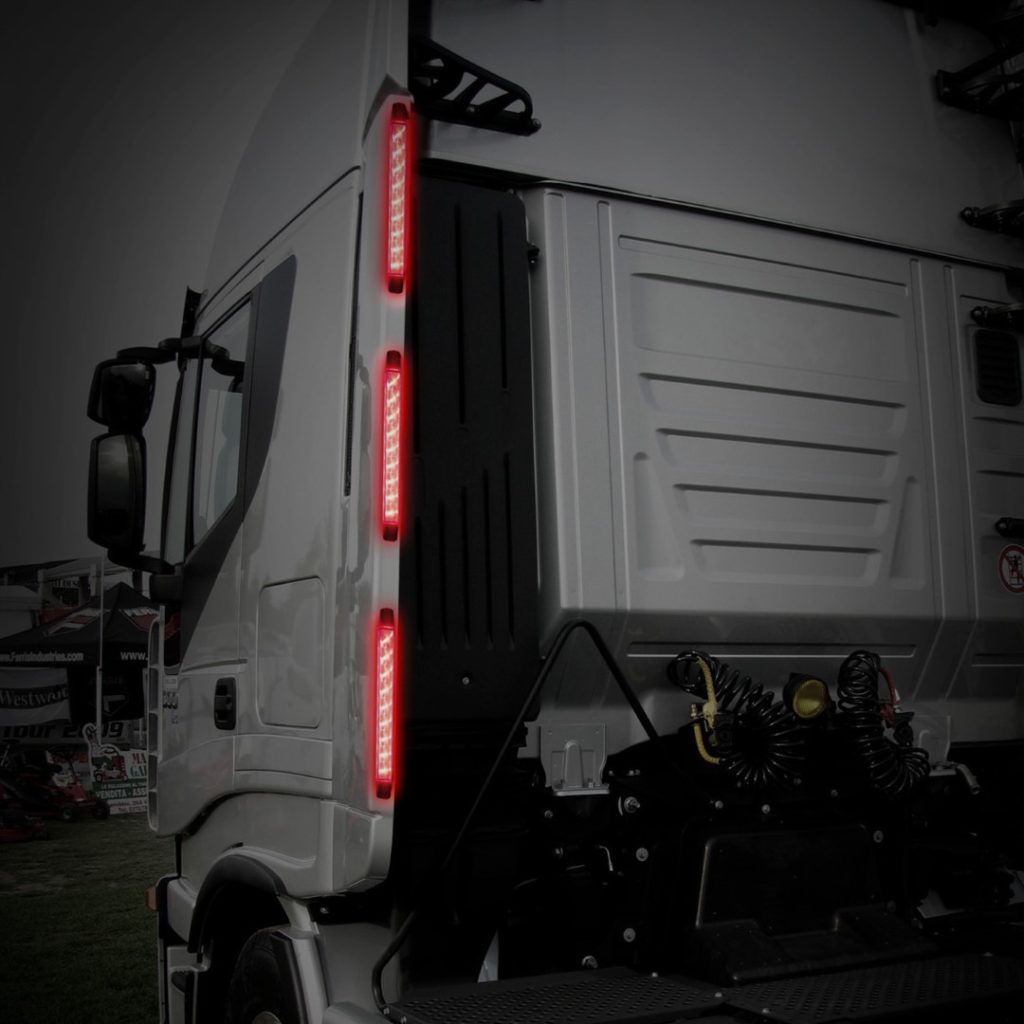 Εικόνα 4 από 5 — ΦΩΣ ΟΓΚΟΥ 9/32V ILLUMI ΜΕ 9 SMD LED 2 ΧΡΗΣΕΙΣ ΘΕΣΕΩΣ/STOP (ΚΟΚΚΙΝΟ/ΑΔΙΑΒΡΟΧΟ) – 1 ΤΕΜ.