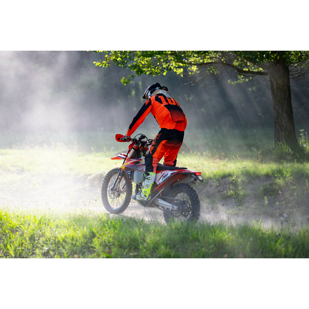 Εικόνα 5 από 7 — ΒΑΣΗ ΣΤΗΡΙΞΗΣ ΠΙΝΑΚΙΔΑΣ MOTO ΑΛΟΥΜΙΝΙΟΥ EASY-OFF ΜΕ ΑΠΟΣΠΩΜΕΝΟ ΣΥΣΤΗΜΑ ΓΙΑ ENDURO/OFF-ROAD 170x158mm LAMPA – 1 Tεμ.
