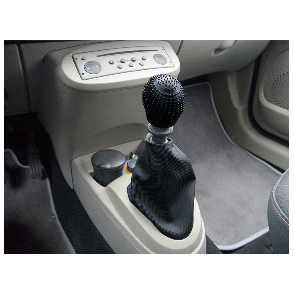 Εικόνα 3 από 4 — ΚΑΛΥΜΜΑ ΓΙΑ ΠΟΜΟΛΟ ΤΑΧΥΤΗΤΩΝ GEAR KNOB COVER ΜΑΥΡΟ ΣΙΛΙΚΟΝΗΣ 80x55x30mm SIMONI RACING – 1 Τεμ.