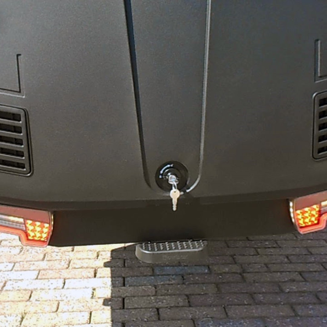 Εικόνα 11 από 24 — ΜΠΑΓΚΑΖΙΕΡΑ ΚΟΤΣΑΔΟΡΟΥ 400 LT TOWBOX V3 CLASSIC GREY (ΓΚΡΙ) ΜΕ LED ΦΑΝΑΡΙΑ