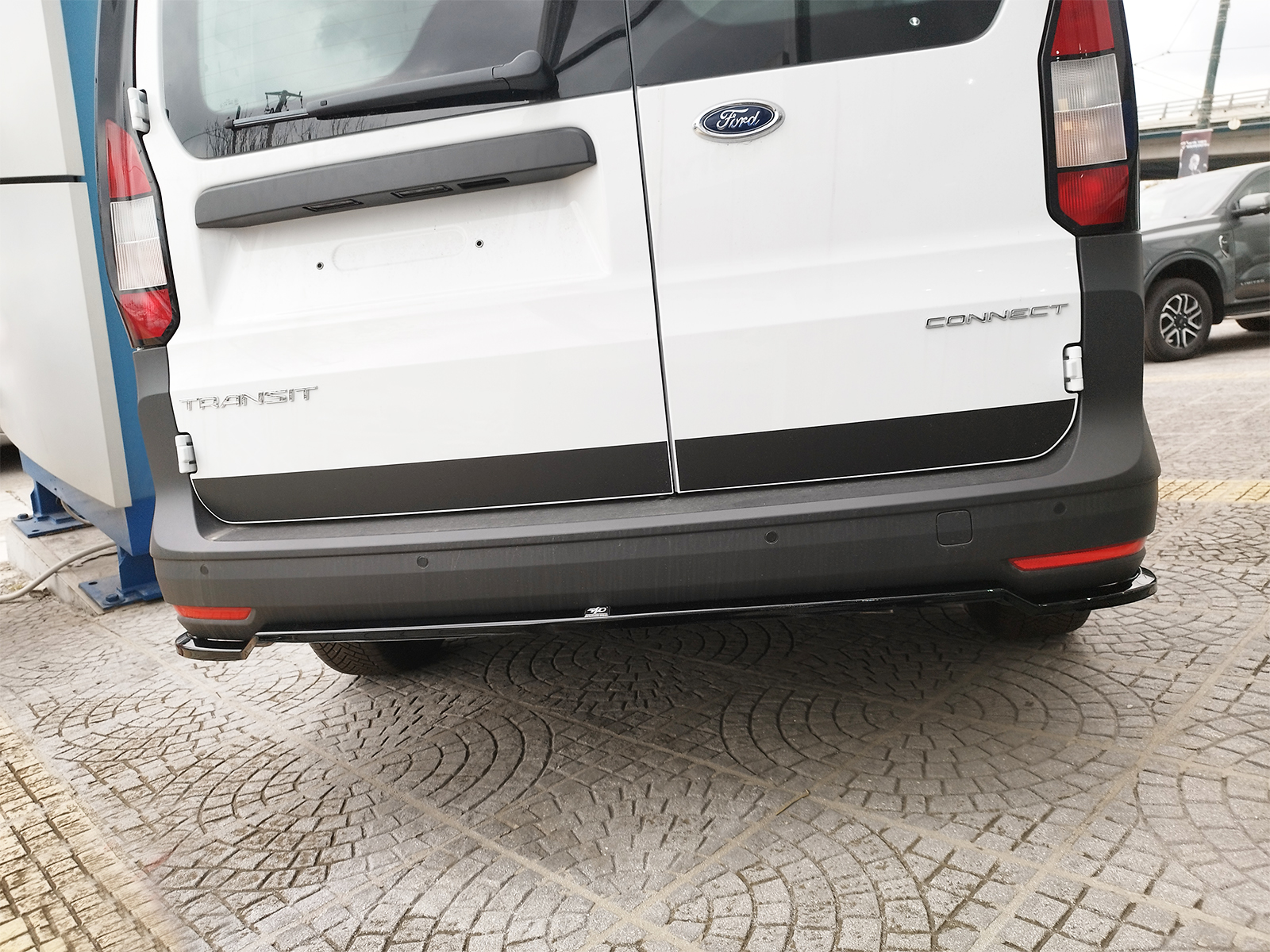 Εικόνα 2 από 10 — Motordrome – Πίσω Σπλίτερ Μακρύ για Ford Transit Connect Mk3 (2024-) – 1 Τεμ.  (K172-004)