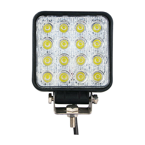 Εικόνα 1 από 1 — ΠΡΟΒΟΛΕΑΣ ΕΡΓΑΣΙΑΣ WORKING LAMPS FLOOD BEAM OSRAM LED 10-30V 48W 3600lm ΤΕΤΡΑΓΩΝΟΣ (110 x 110 x 72 mm) M-TECH -1 TEM