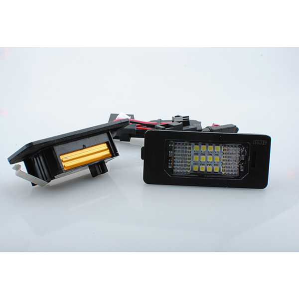 Εικόνα 4 από 5 — ΦΩΤΑ ΠΙΝΑΚΙΔΑΣ LED AUDI / VW / PORSCHE MTECH – 2 ΤΜΧ.