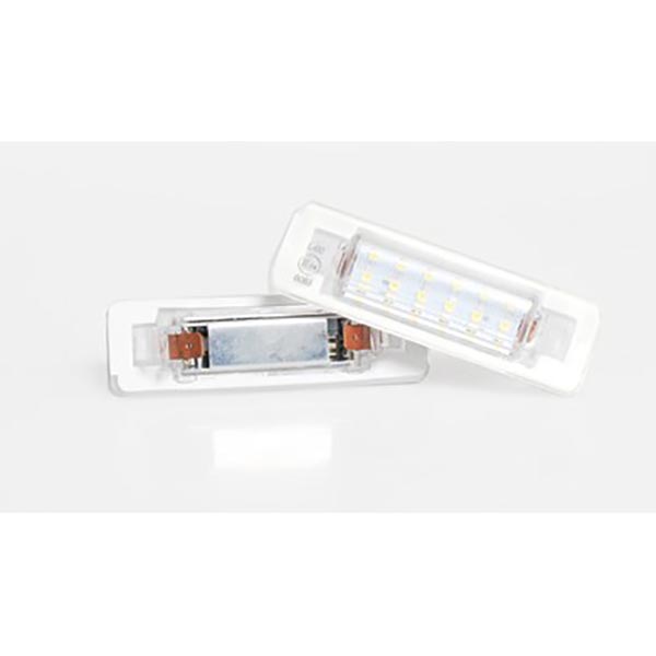 Εικόνα 1 από 1 — ΦΩΤΑ ΠΙΝΑΚΙΔΑΣ LED MERCEDES W202 / W210 MTECH – 2 ΤΜΧ.