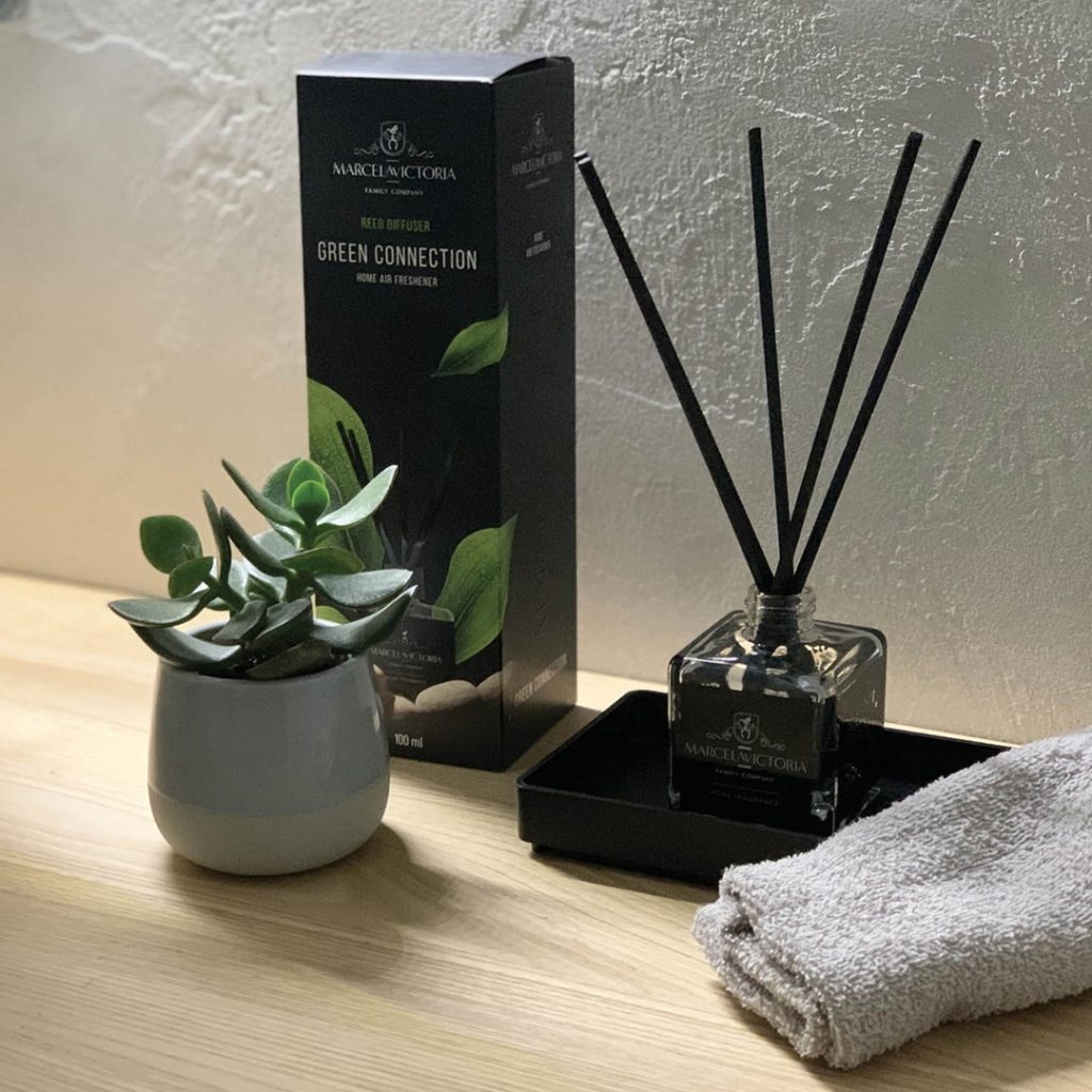 Εικόνα 1 από 2 — ΑΡΩΜΑΤΙΚΟ ΧΩΡΟΥ 100ml ΜΕ STICKS – GREEN CONNECTION