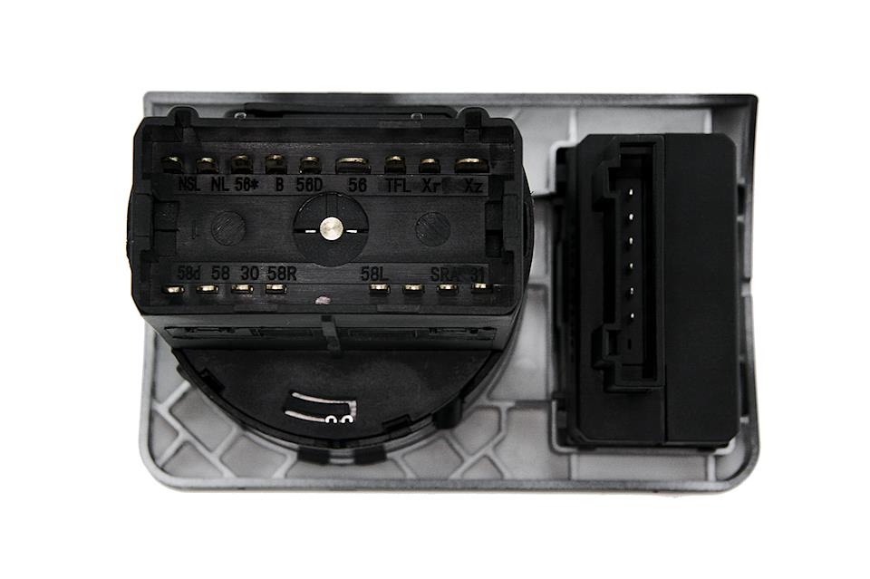 Εικόνα 6 από 7 — ΔΙΑΚΟΠΤΗΣ ΓΙΑ AUDI A6 1997-2005 ΦΩΤΩΝ – 23 PIN (ORIG. 4B1941531B)