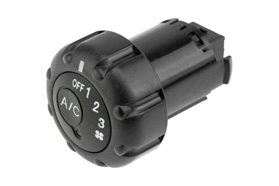 Εικόνα 1 από 5 — NTY – Διακόπτης Air Condition Hyundai Atos OE 97256-02001 για Αξιόπιστη Ενεργοποίηση Κλιματισμού – 1 Τεμ. (EWS-HY-024)