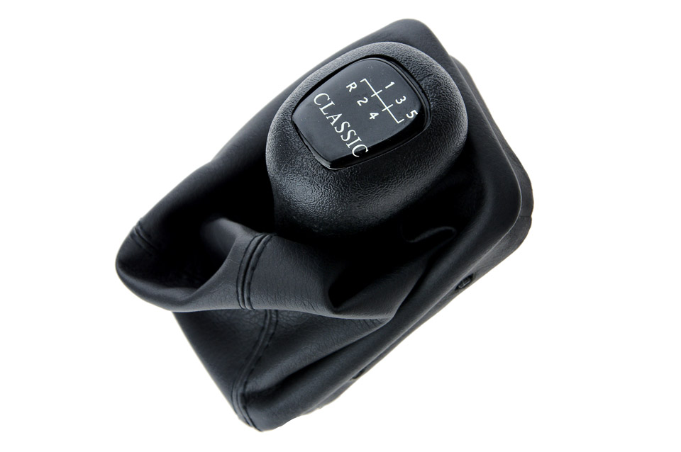 Εικόνα 3 από 3 — ΠΟΜΟΛΟ ΤΑΧΥΤΗΤΩΝ  ΓΙΑ MERCEDES W202 2001/ W203 00>07/ W210 2003 ΜΕ ΕΝΔΕΙΞΗ 5 ΤΑΧΥΤΗΤΩΝ ΚΑΙ ΜΑΥΡΗ ΦΟΥΣΚΑ