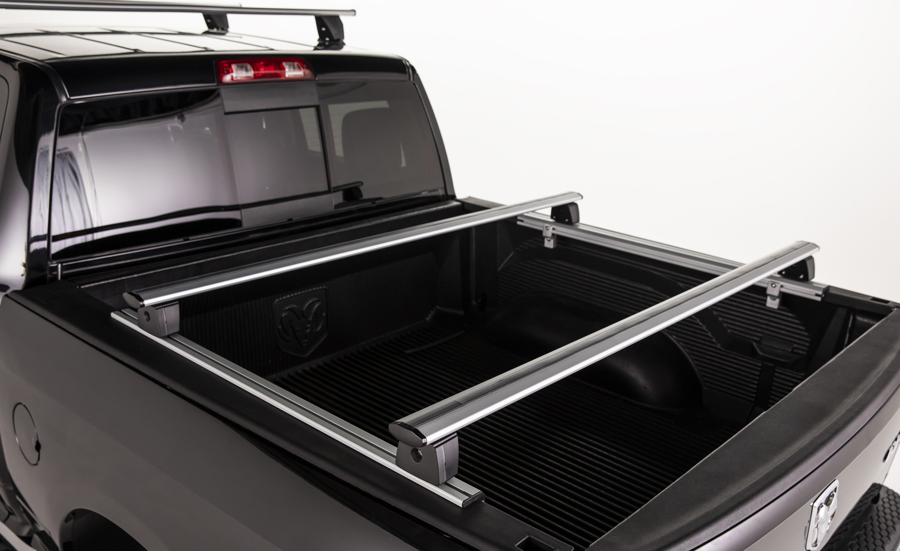 Εικόνα 4 από 7 — ΜΠΑΡΕΣ ΚΑΡΟΤΣΑΣ ΑΛΟΥΜΙΝΙΟΥ TBR – TRUCK BED RACK SYSTEM SILVER 172,8 cm ΣΕ ΑΣΗΜΙ ΧΡΩΜΑ ΓΙΑ PICKUP ΚΑΙ ΑΓΡΟΤΙΚΑ ΟΧΗΜΑΤΑ MENABO – 2 ΤΕΜ.
