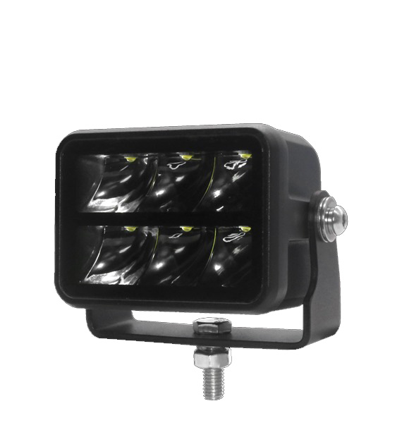 Εικόνα 1 από 1 — ΠΡΟΒΟΛΕΑΣ ΟΔΗΓΗΣΗΣ LED OSRAM DRIVING LIGHT 6x5W HP LED 12/24V 30W 2520lm 85x62x74mm BLACK SERIES M-TECH – 1 ΤΕΜ.