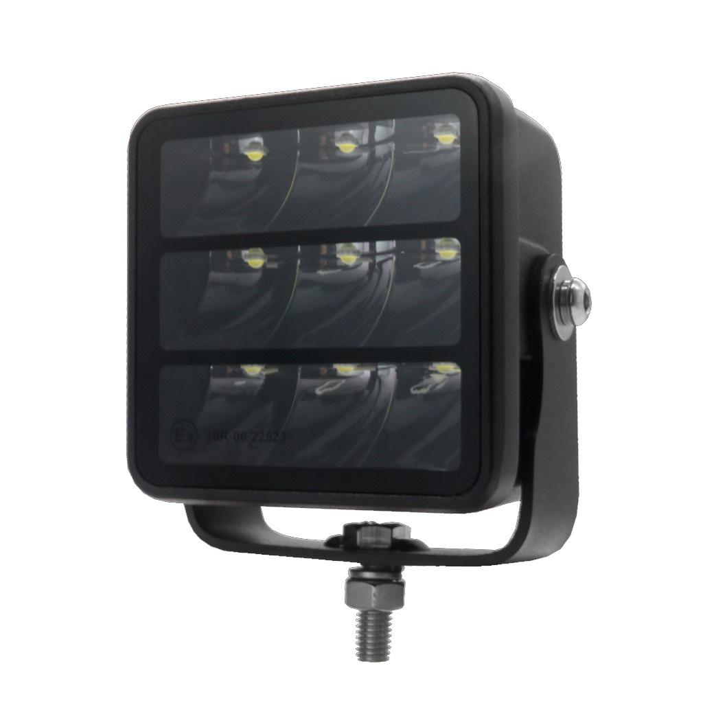 Εικόνα 1 από 1 — ΠΡΟΒΟΛΕΑΣ ΟΔΗΓΗΣΗΣ LED OSRAM DRIVING LIGHT 9x5W HP LED 12/24V 45W 3780lm 85x62x96mm BLACK SERIES M-TECH – 1 ΤΕΜ.
